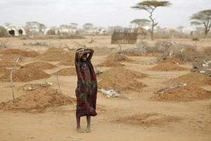 2011Oxfam_mass_grave_for_children_in_Dadaabx